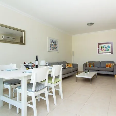 Villa White House By Stay-ici, Algarve Holiday