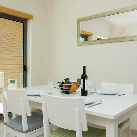 White House By Stay-ici, Algarve Holiday Villa *